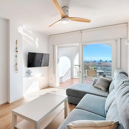 Estudio Moderno Con Terraza Y Vistas Al Mar Apartamento