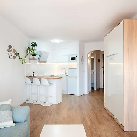 Estudio Moderno Con Terraza Y Vistas Al Mar Apartamento *